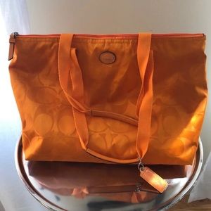 COACH Getaway Weekender Tote Bag